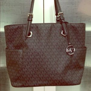 Black Michael Kors purse